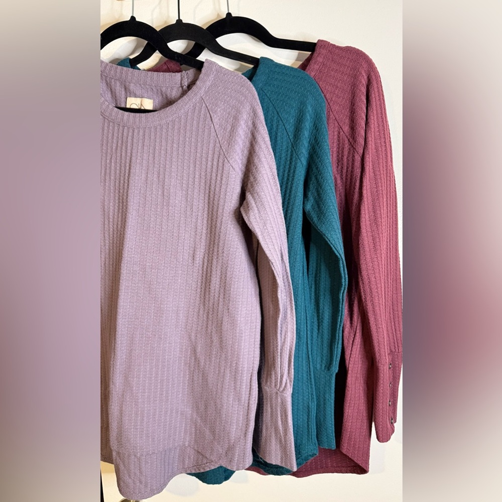 •BUNDLE• 3 Crew Neck Ribbed Sweaters